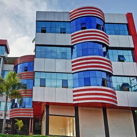Itsy By Treebo - Sparrows Suite & Resorts With Mountain View Kattappana Exterior foto