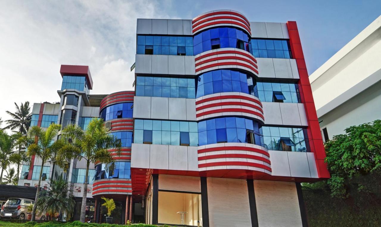 Itsy By Treebo - Sparrows Suite & Resorts With Mountain View Kattappana Exterior foto